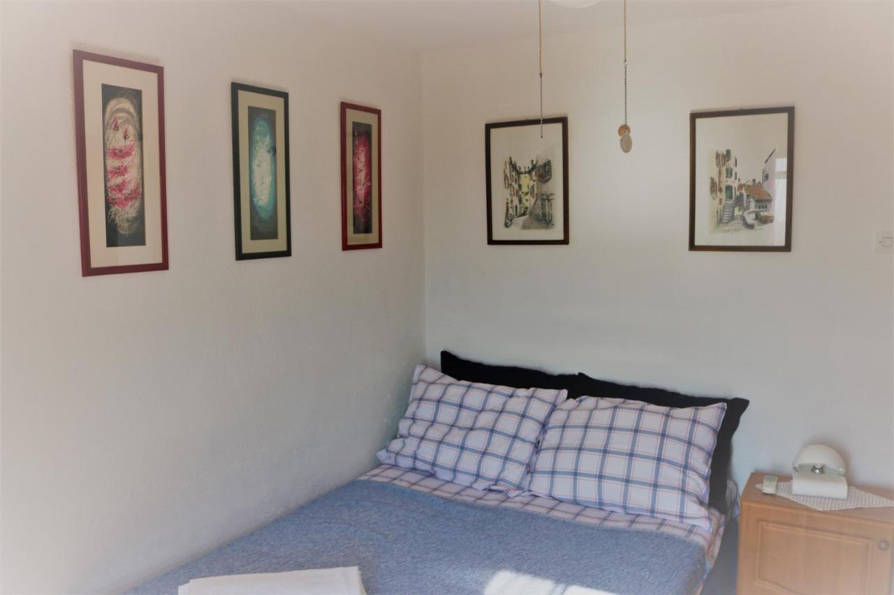 Appartement Apartman Turkesici à Jablanac Extérieur photo