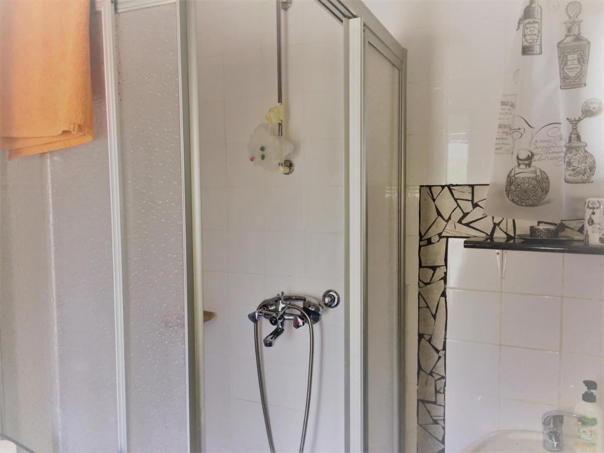 Appartement Apartman Turkesici à Jablanac Extérieur photo